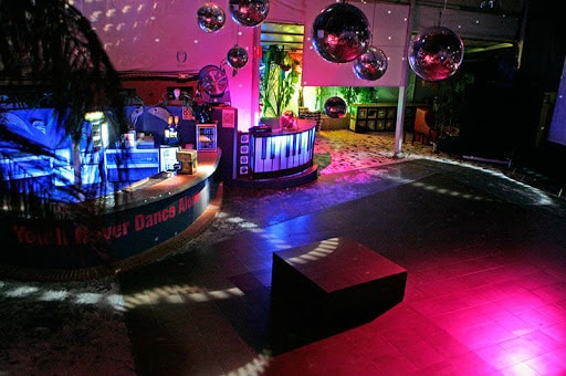 Metro Dance Club discoteca